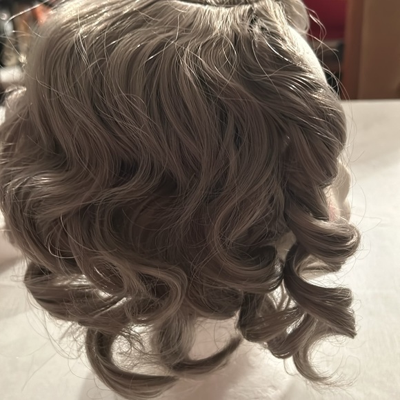 Nwot ladies wig topper - Picture 4 of 7